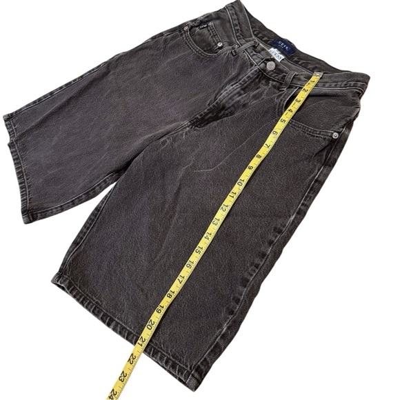 Guess Jeans USA Vintage Gray Shorts Pockets Size 30 Triangle Long 10” Y2K 90s - Picture 8 of 10